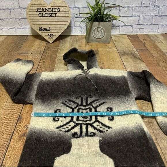 Vintage Handmade Native Wool Hoodie Ornament Aztec - Picture 8 of 8